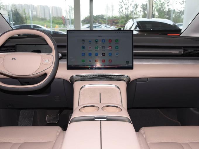 शुद्ध नई ऊर्जा ODM इलेक्ट्रिक वाहन Xpeng X9 बड़े अंतरिक्ष मॉडल एमपीवी ईवी नई कार 1