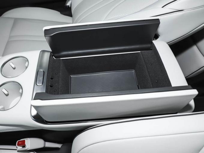 शुद्ध नई ऊर्जा ODM इलेक्ट्रिक वाहन Xpeng X9 बड़े अंतरिक्ष मॉडल एमपीवी ईवी नई कार 8