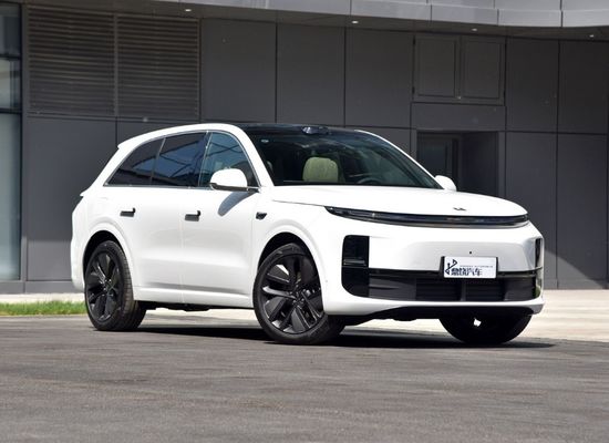 2024 ओडीएम स्पोर्ट न्यू एनर्जी ऑटो ली सियांग L6 300Kw 212Km 154Ps शुद्ध इलेक्ट्रिक वाहन कार